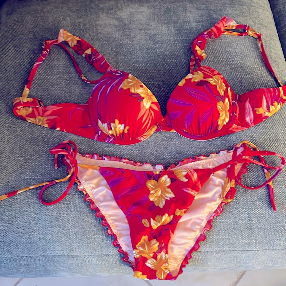 Brand new-never worn string bikini